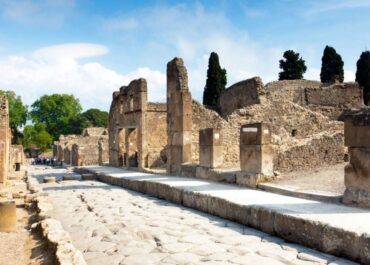 Pompeii, Herculaneum and Oplontis