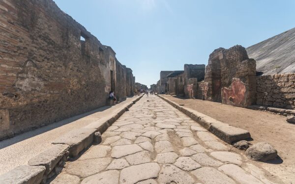Pompeii, Wine Tasting and Herculaneum - Local Tour