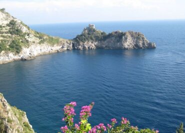 Amalfi Coast & Emerald Grotto Tour from Naples